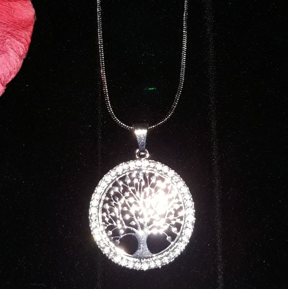 SILVER Tree of Life crystal cz Necklace adjustible Family Jewelry NEW - Picture 3 of 11